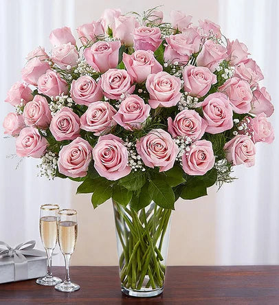 Ultimate Elegance ™ Premium Long Stem Pink Roses
